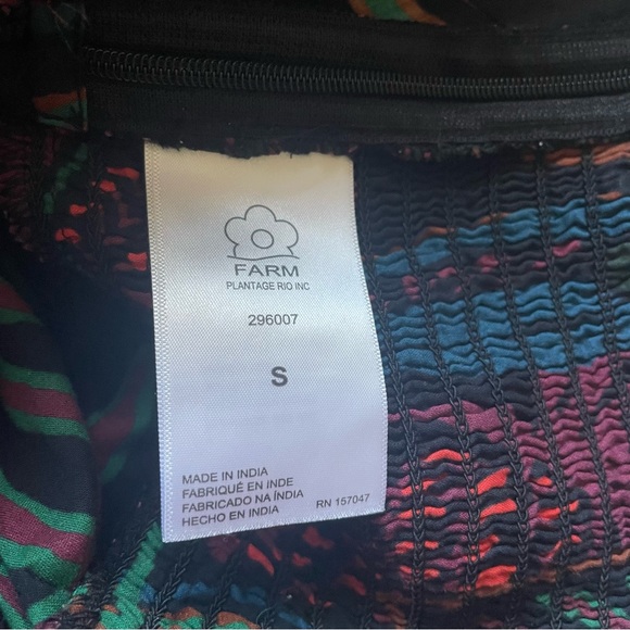 FARM Rio Multicolor Patterned Top - Picture 7 of 15